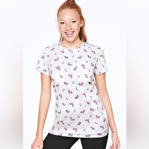 Pink Victoria secret shirt ๐ธ - Picture 1 of 5